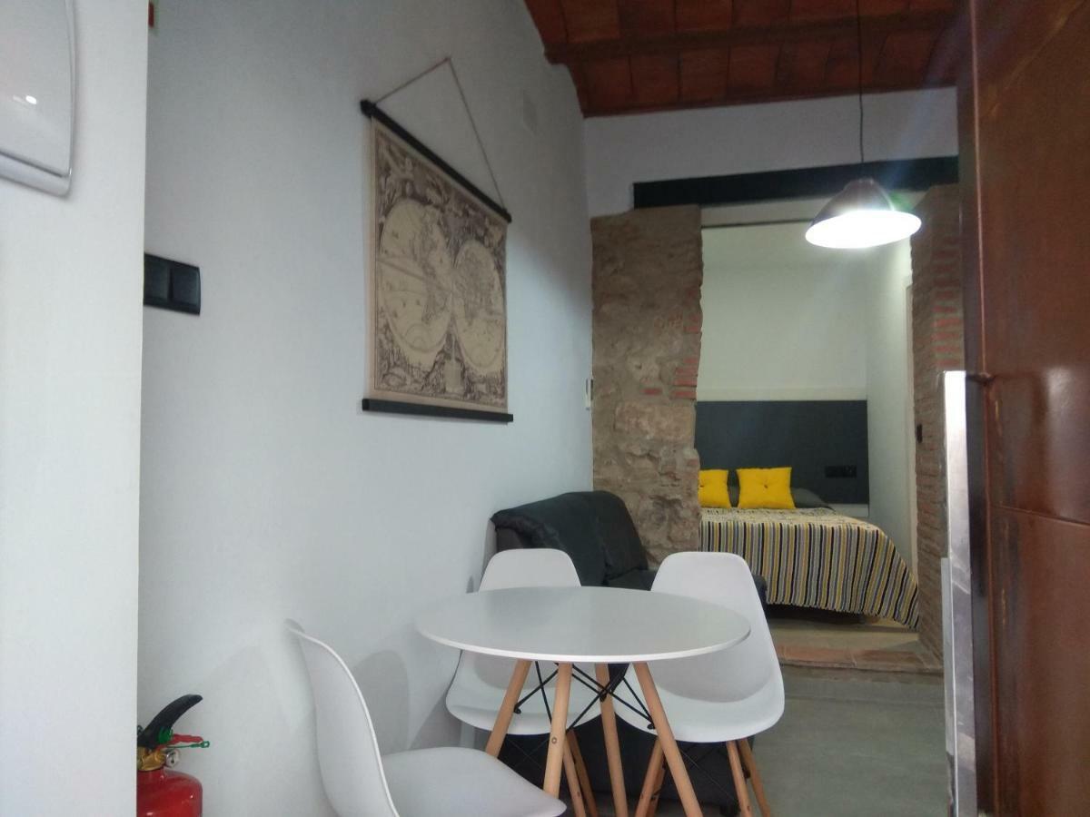 Caleros 8 Estudio - Apartamentos De La Parte Antigua De Caces Exteriér fotografie